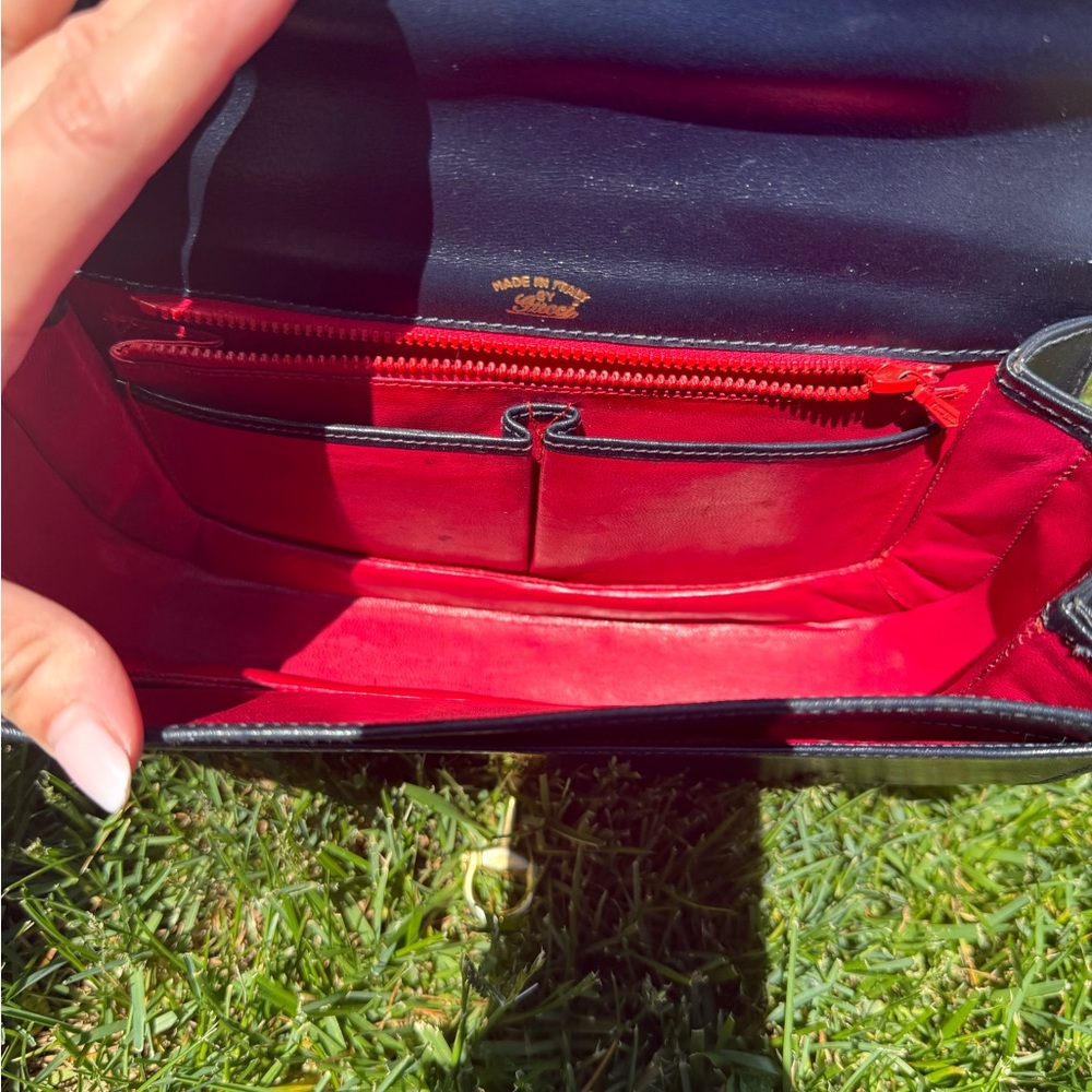 Gucci Navy Leather Crossbody Saddle Bag with Gold Hardware - Picture 9 of 10